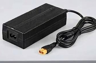 智能充电的底层逻辑：CAN/RS485通讯协议在跑步机充电器中的应用解析